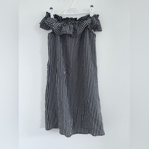 Gingham Off-Shoulder Summer Mini Dress - Picture 3 of 7